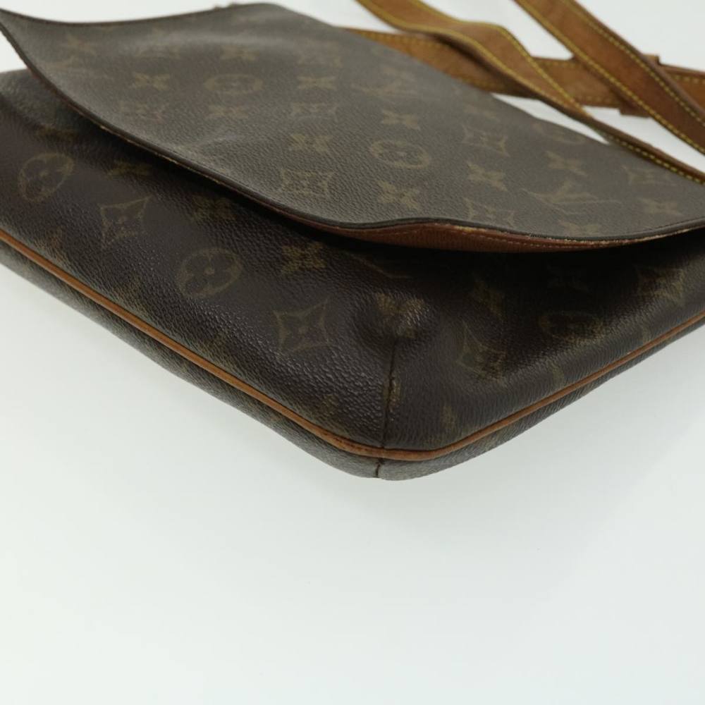 LOUIS VUITTON Musette Tango Shoulder Bag - Picture 15 of 16